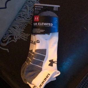 NWT under armour no show men’s socks LG 3-pack